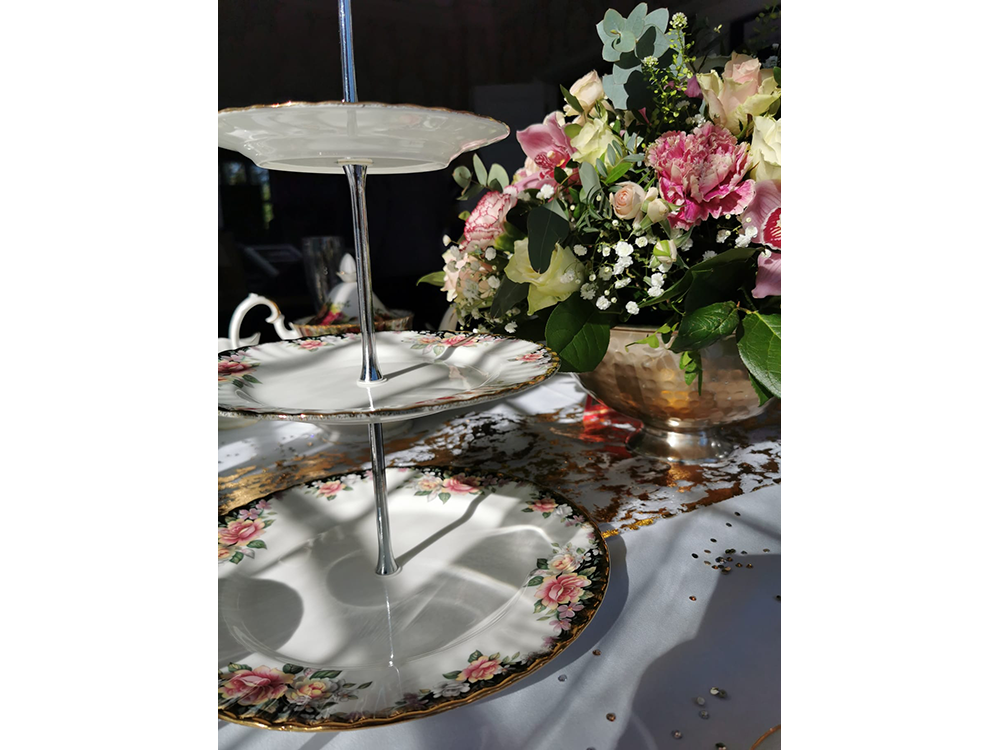 Vintage China for weddings by Elegance China Hire