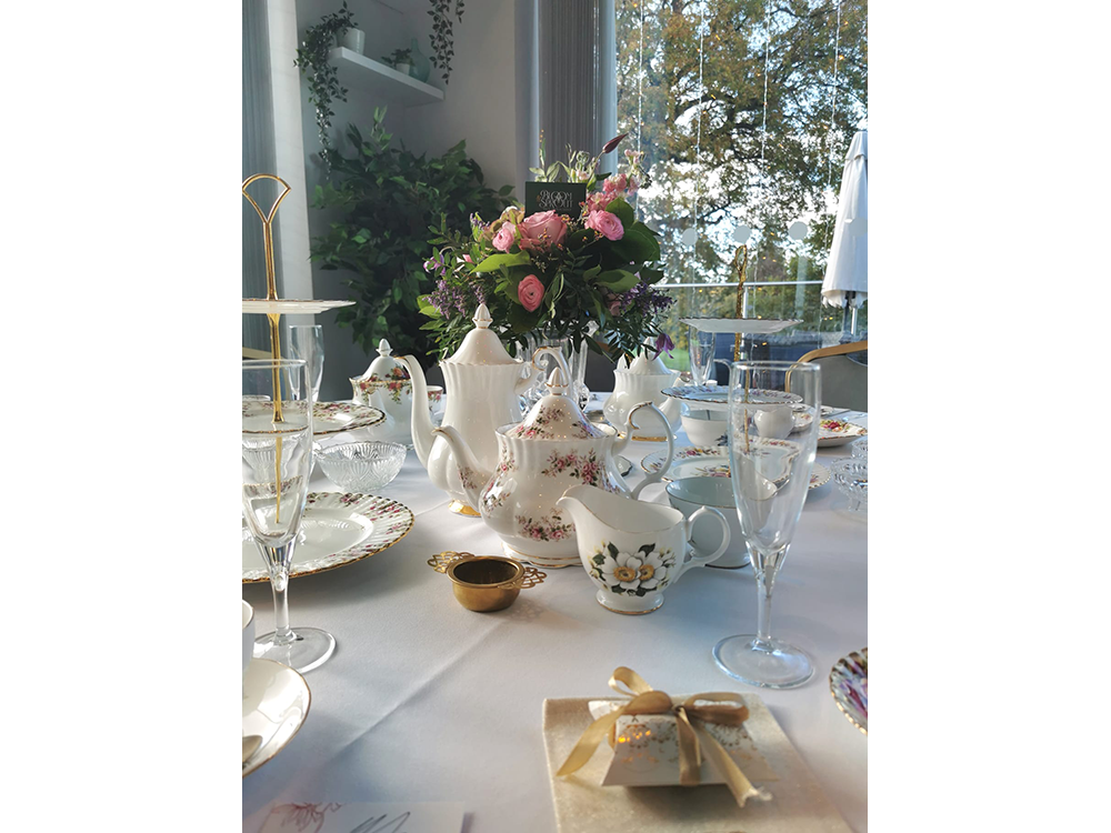 Vintage China for weddings by Elegance China Hire
