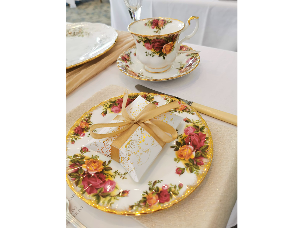 Vintage China for weddings by Elegance China Hire