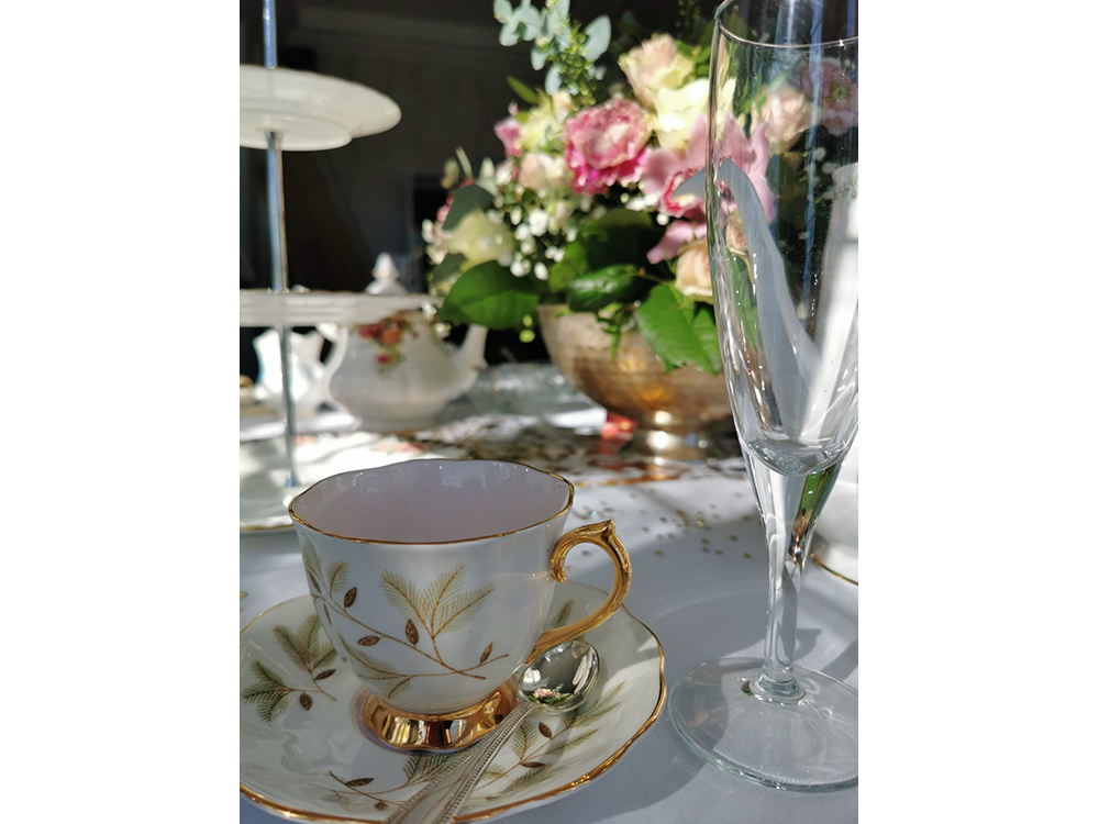 Vintage China for weddings by Elegance China Hire