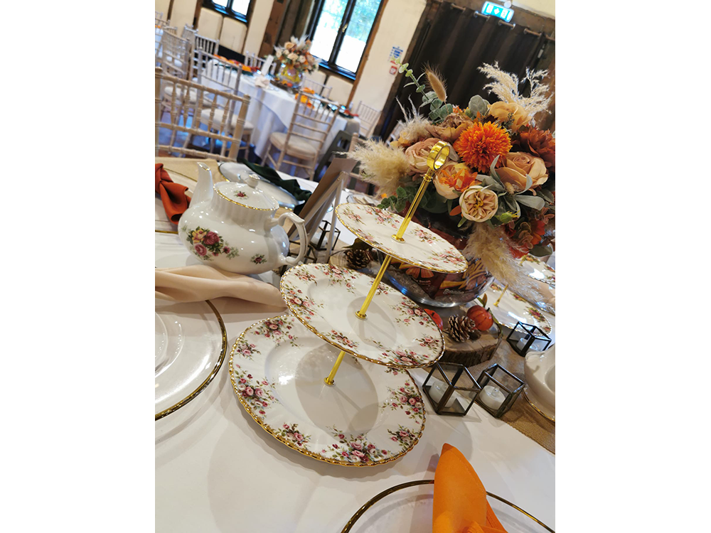 Vintage China for weddings by Elegance China Hire